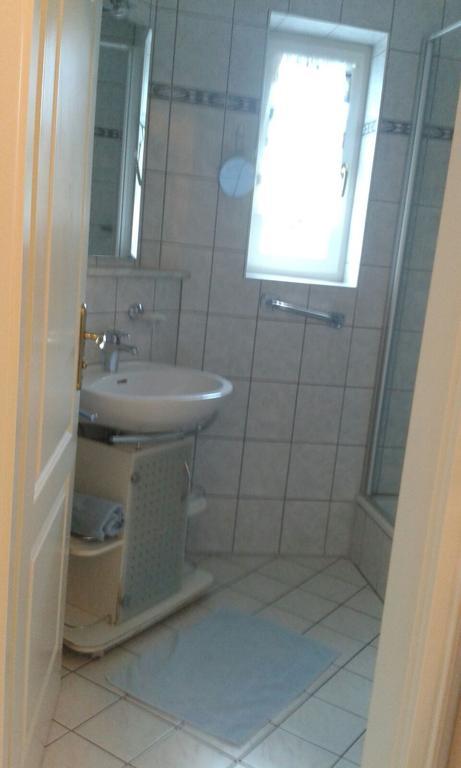 2 Zimmer Kursuite Bad Fuessing ภายนอก รูปภาพ